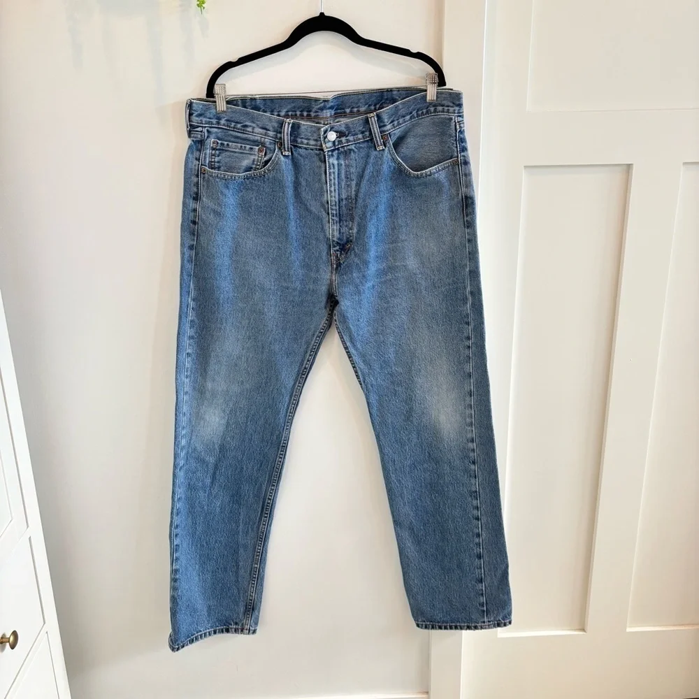 Levi's Men's 505 Denim Medium Wash 5 Pocket Straight Leg Jeans Size 40x34